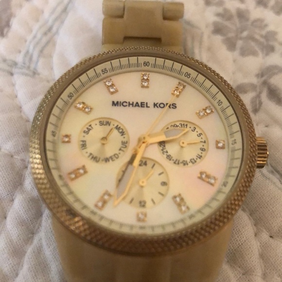Michael Kors Bone Watch - Picture 2 of 3